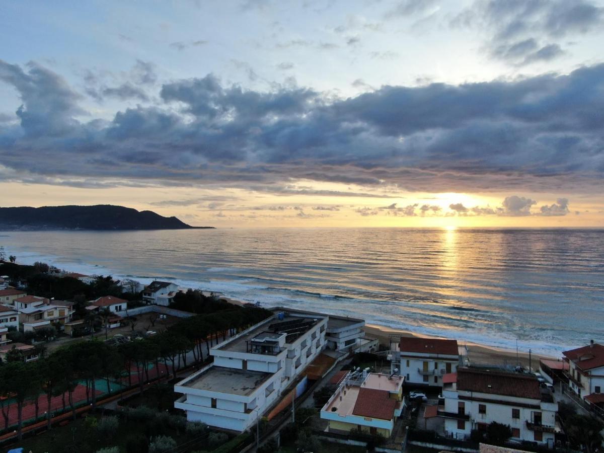 Laris Bed & Breakfast Castellabate Luaran gambar